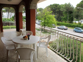Гостиница Lignano close to the beach  Линьяно Пинета